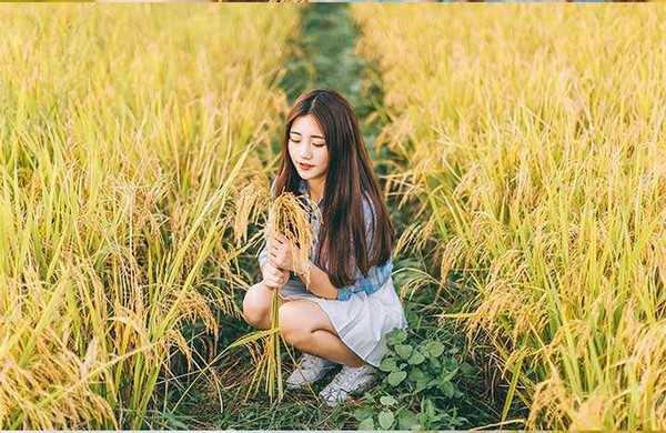 PS调出小清新暖色调的室外夏日照